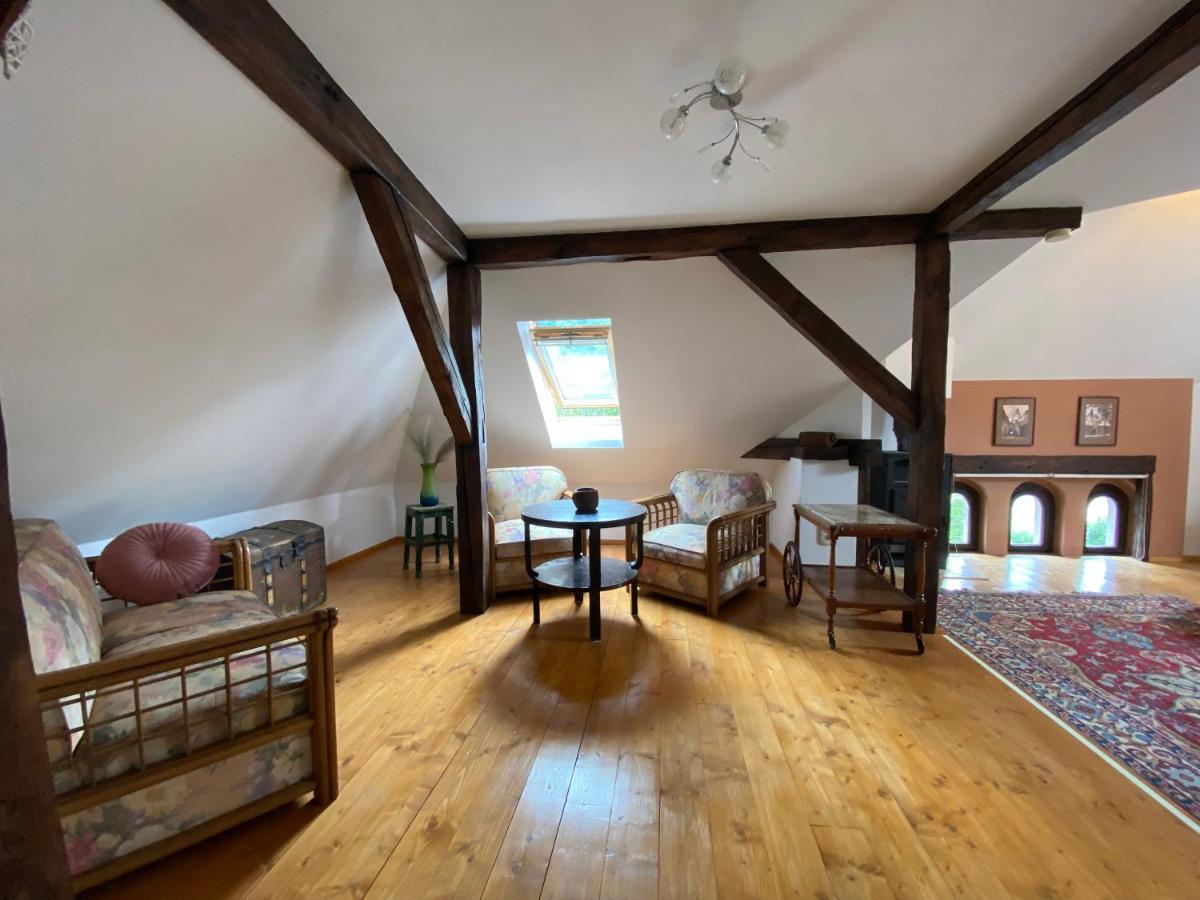 Rose'S Oldtown Apartment Брашов Экстерьер фото